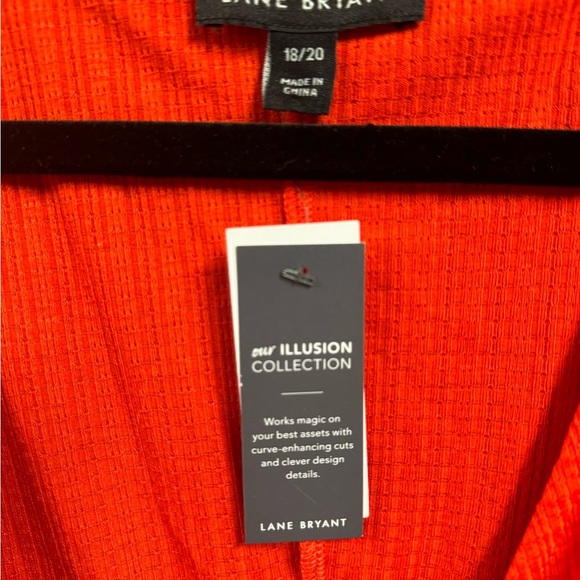 Lane Bryant Top Womens  18/20 reddish coral  Short Sleeve tie on the side wrap - Picture 2 of 4